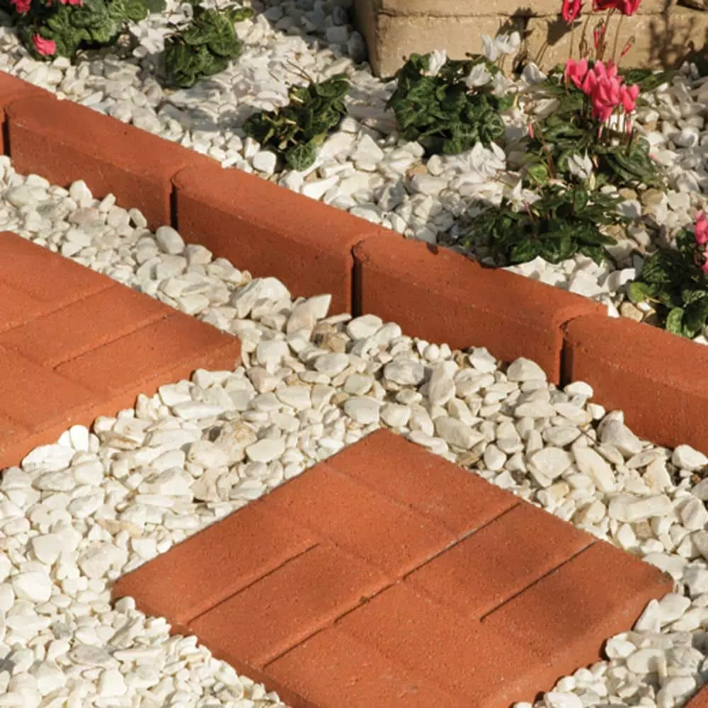 Vigoro 0.5 cu. ft. Bagged Marble Chip Landscape Rock 3 Vigoro 0.5 cu. ft. Bagged Marble Chip Landscape Rock - Image 2